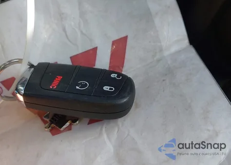 2016 Jeep Renegade Latitude из США, поврежденный, VIN ZACCJBBTXGPD41715